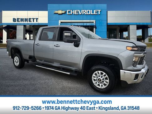 Used 2024 Chevrolet Silverado 2500 LT w/ Convenience Package image 1
