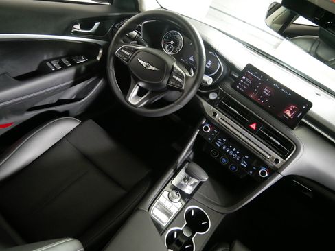 Certified 2026 Genesis G70 2.5T AWD/4WD image 9
