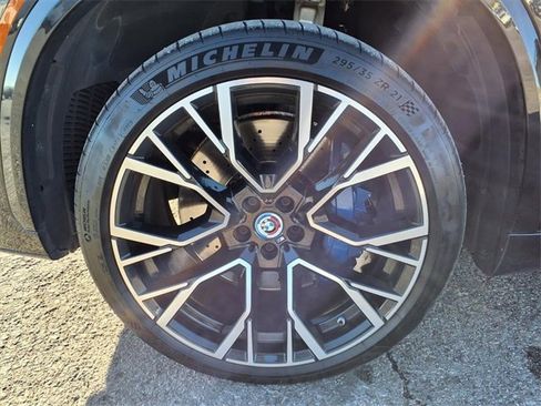 Used 2022 BMW X5 M w/ Competition Package 2 image 52