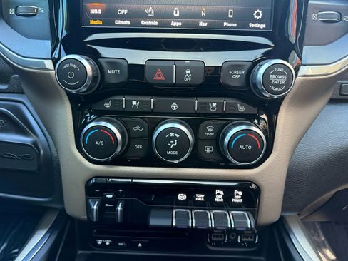 Used 2019 RAM 2500 Laramie image 33