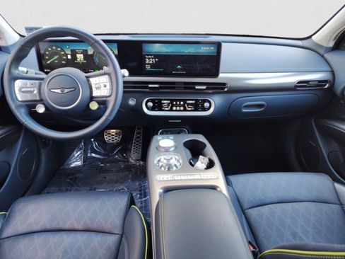 Used 2023 Genesis GV60 Performance image 13