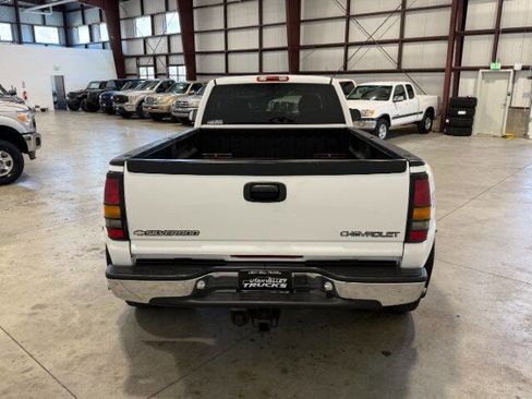 Used 2001 Chevrolet Silverado 3500 LS AWD/4WD image 10