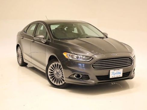 Used 2015 Ford Fusion Titanium FWD image 2