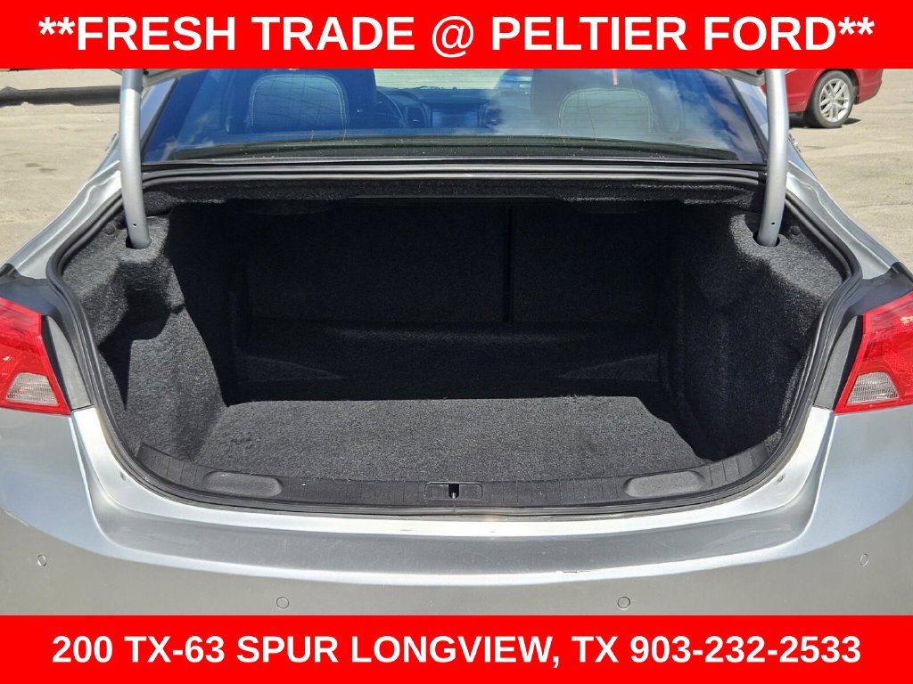 Used 2019 Chevrolet Impala Premier FWD image 9