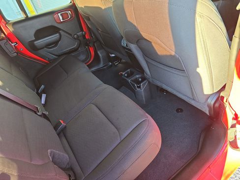 Used 2023 Jeep Wrangler Unlimited Sport w/ Xtreme 35 Tire Package image 12