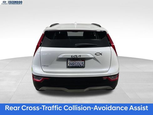Used 2023 Kia Niro Wind FWD image 4