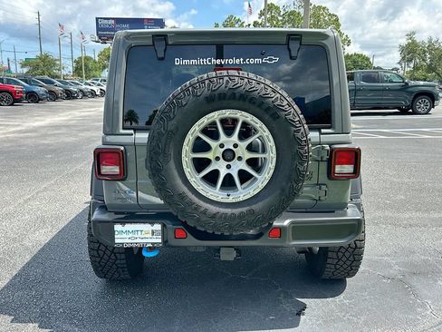 Used 2023 Jeep Wrangler Unlimited w/ Sun & Screen Package AWD/4WD image 6