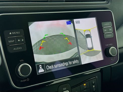 Used 2023 Nissan Leaf SV Plus image 23