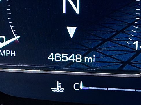 Used 2023 GMC Yukon XL Denali w/ Max Trailering Package image 35