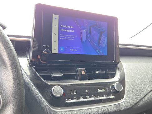 Used 2023 Toyota Corolla LE image 10