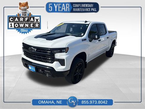 Used 2024 Chevrolet Silverado 1500 LT Trail Boss w/ LT Trail Boss Premium Package AWD/4WD image 1