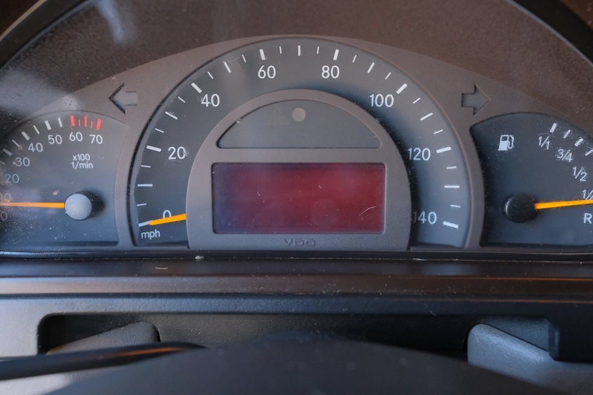 Used 2004 Mercedes-Benz G 500 image 17