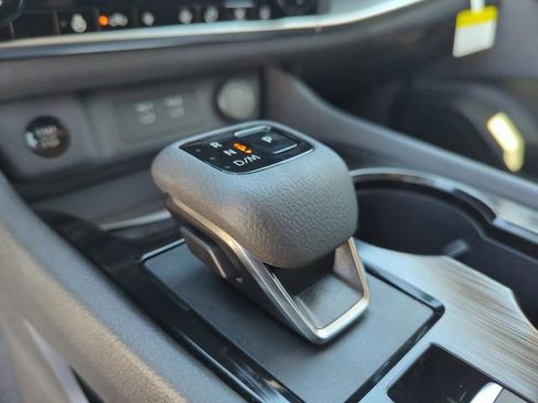 New 2026 Nissan Rogue SV image 38