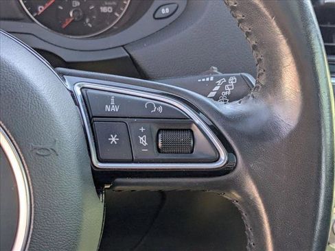 Used 2017 Audi Q3 2.0T Premium image 5