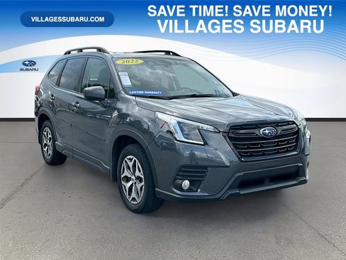 Used 2022 Subaru Forester Premium AWD/4WD image 1