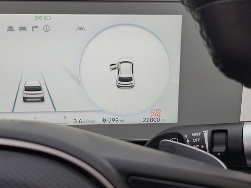 Certified 2024 Hyundai Ioniq 5 SEL image 10