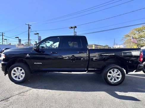 Used 2024 RAM 3500 Laramie w/ Sport Appearance Package image 4