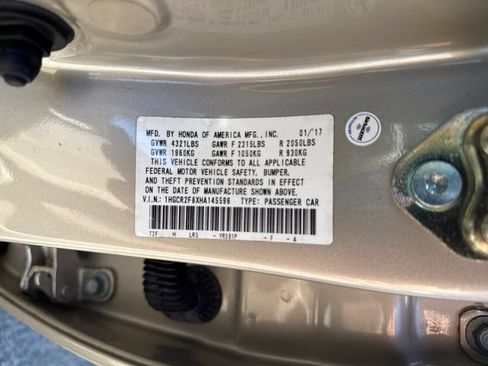 Used 2017 Honda Accord EX-L image 17