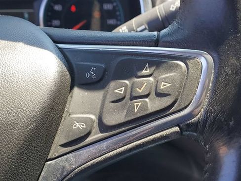 Used 2016 Chevrolet Malibu LT w/ Leather Package FWD image 17