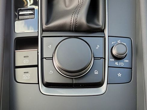 New 2026 MAZDA MAZDA3 2.5 S Sedan w/ Preferred Pkg image 28