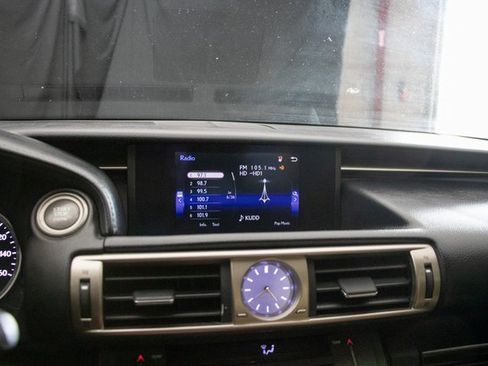 Used 2016 Lexus IS 300 AWD image 35