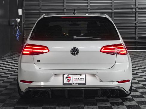 Used 2018 Volkswagen Golf R 4-Door image 27