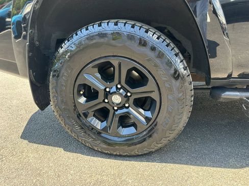 Used 2019 Toyota 4Runner SR5 Premium AWD/4WD image 13