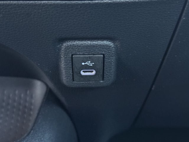 Used 2025 Toyota Corolla LE FWD image 21