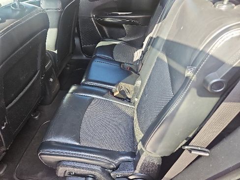 Used 2017 Dodge Journey Crossroad image 7