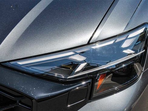 New 2025 Audi RS Q8 performance image 8