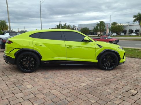Used 2024 Lamborghini Urus Performante image 7