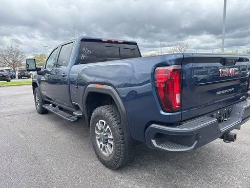 Used 2022 GMC Sierra 2500 AT4 w/ AT4 Preferred Package AWD/4WD image 11