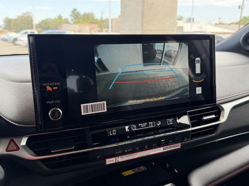 New 2026 Toyota Sienna XSE FWD image 33