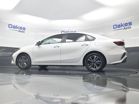 Certified 2024 Kia Forte LXS FWD image 37