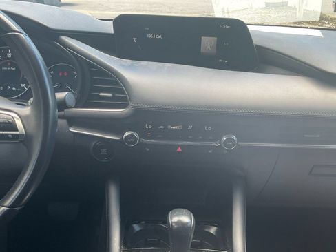 Used 2025 MAZDA MAZDA3 s FWD image 19