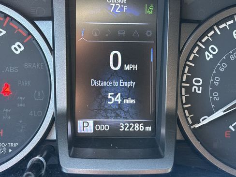 Used 2023 Toyota Tacoma TRD Sport w/ TRD Premium Sport Package AWD/4WD image 13