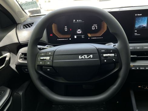 New 2026 Kia K4 FWD image 31