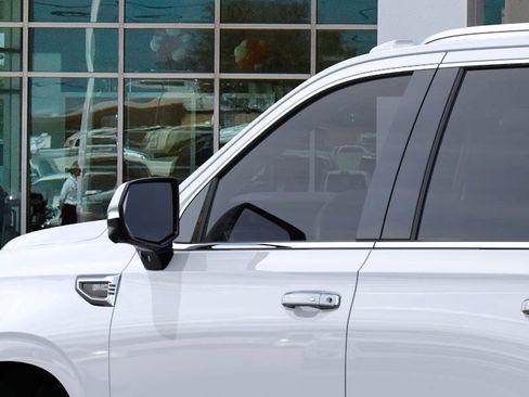 New 2026 GMC Yukon Denali image 12