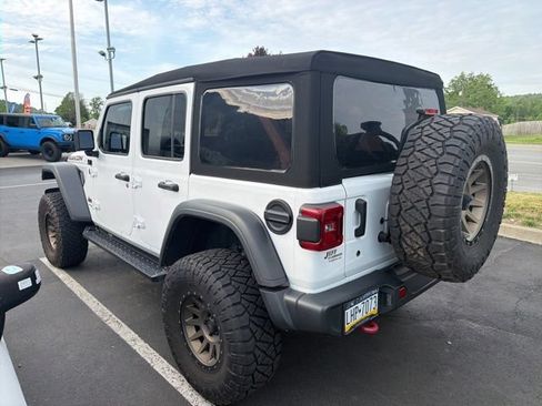 Used 2020 Jeep Wrangler Unlimited Rubicon w/ LED Lighting Group AWD/4WD image 3