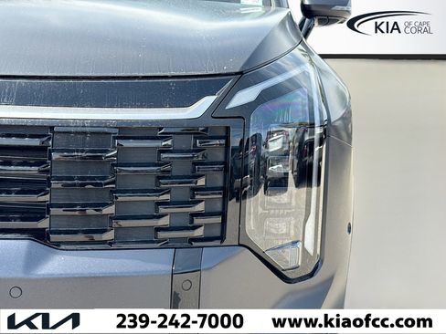 New 2026 Kia Sportage SX image 9