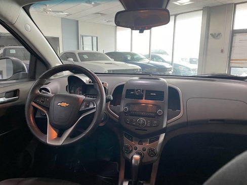Used 2013 Chevrolet Sonic LT image 26