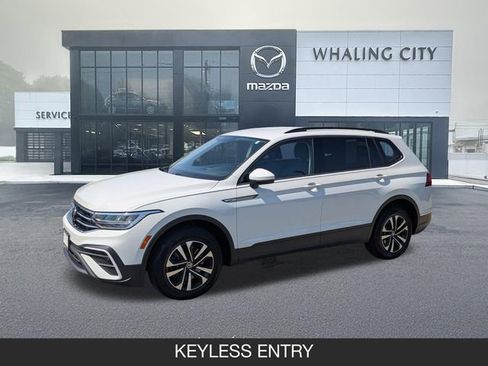 Used 2022 Volkswagen Tiguan S AWD/4WD image 3