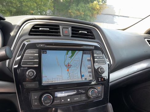 Used 2018 Nissan Maxima 3.5 SV FWD image 23