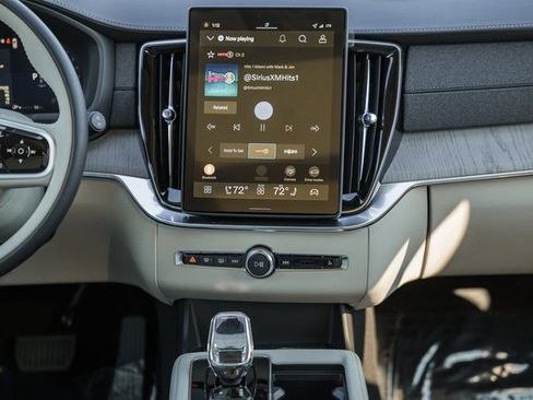 New 2026 Volvo XC90 B6 Ultra w/ Protection Package Premier image 21