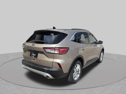 Used 2020 Ford Escape SE AWD/4WD image 3