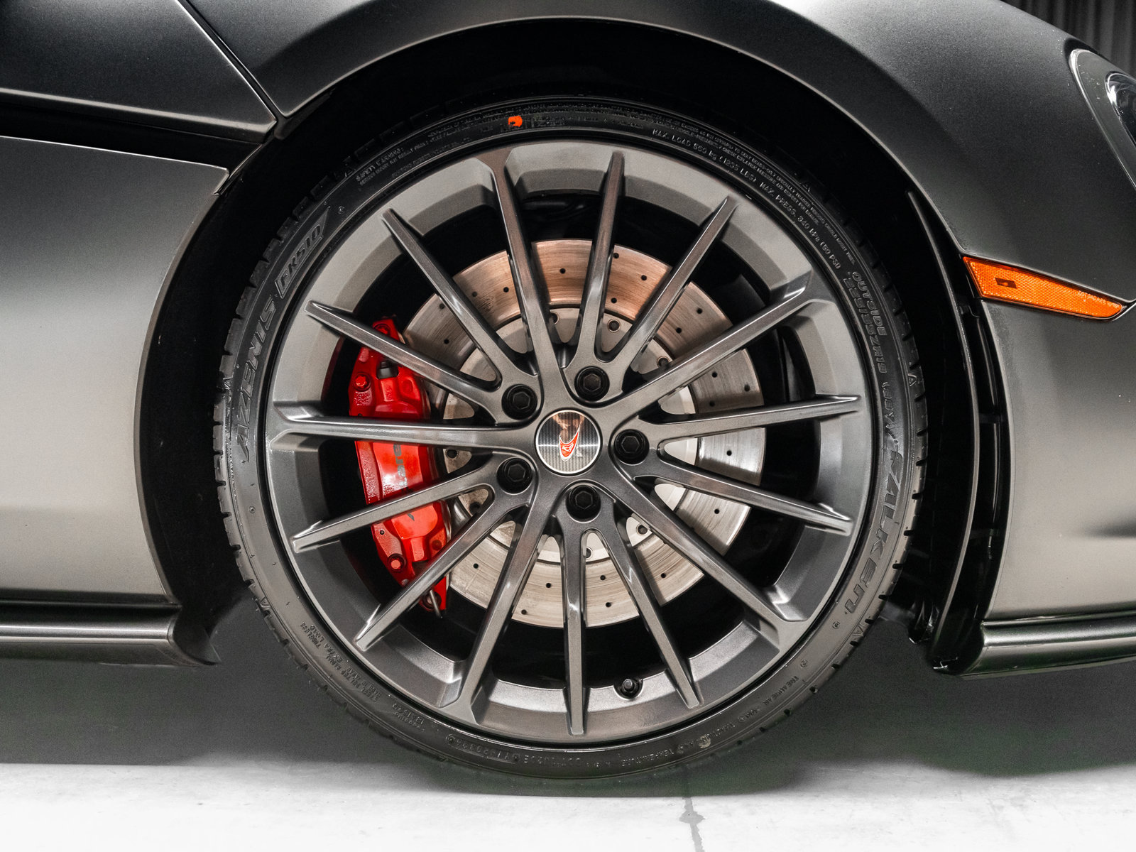 Used 2017 McLaren 570S RWD image 31