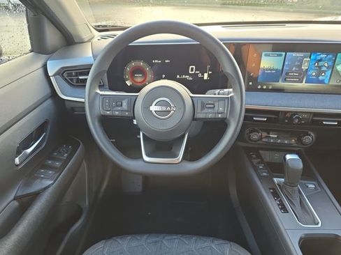 New 2026 Nissan Kicks SV image 17