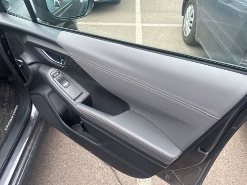 Used 2025 Subaru Crosstrek 2.5i Limited w/ Popular Package #3A image 19