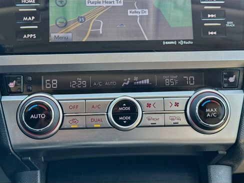 Used 2017 Subaru Outback 2.5i Limited AWD/4WD image 18