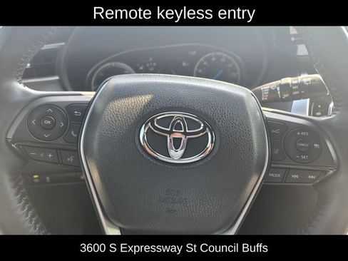 Used 2021 Toyota Venza XLE w/ Softex Package AWD/4WD image 16